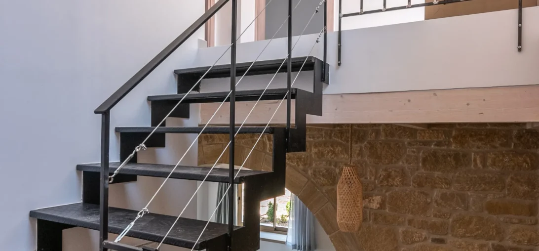 Avgerinos-villa-stairs-scaled.webp